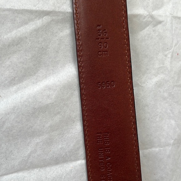 COACH BLACK LEATHER BELT WITH GOLD HARDWARE SIZE 36/90 - Picture 4 of 5